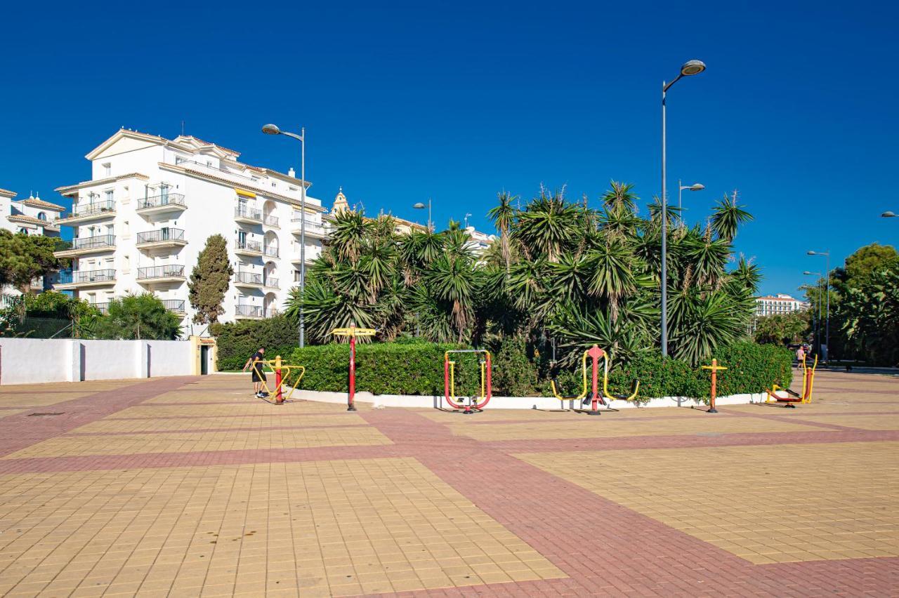 Modern Apartment - 2 Bedrooms, Beachside - Puerto Banus Marbella Exteriér fotografie