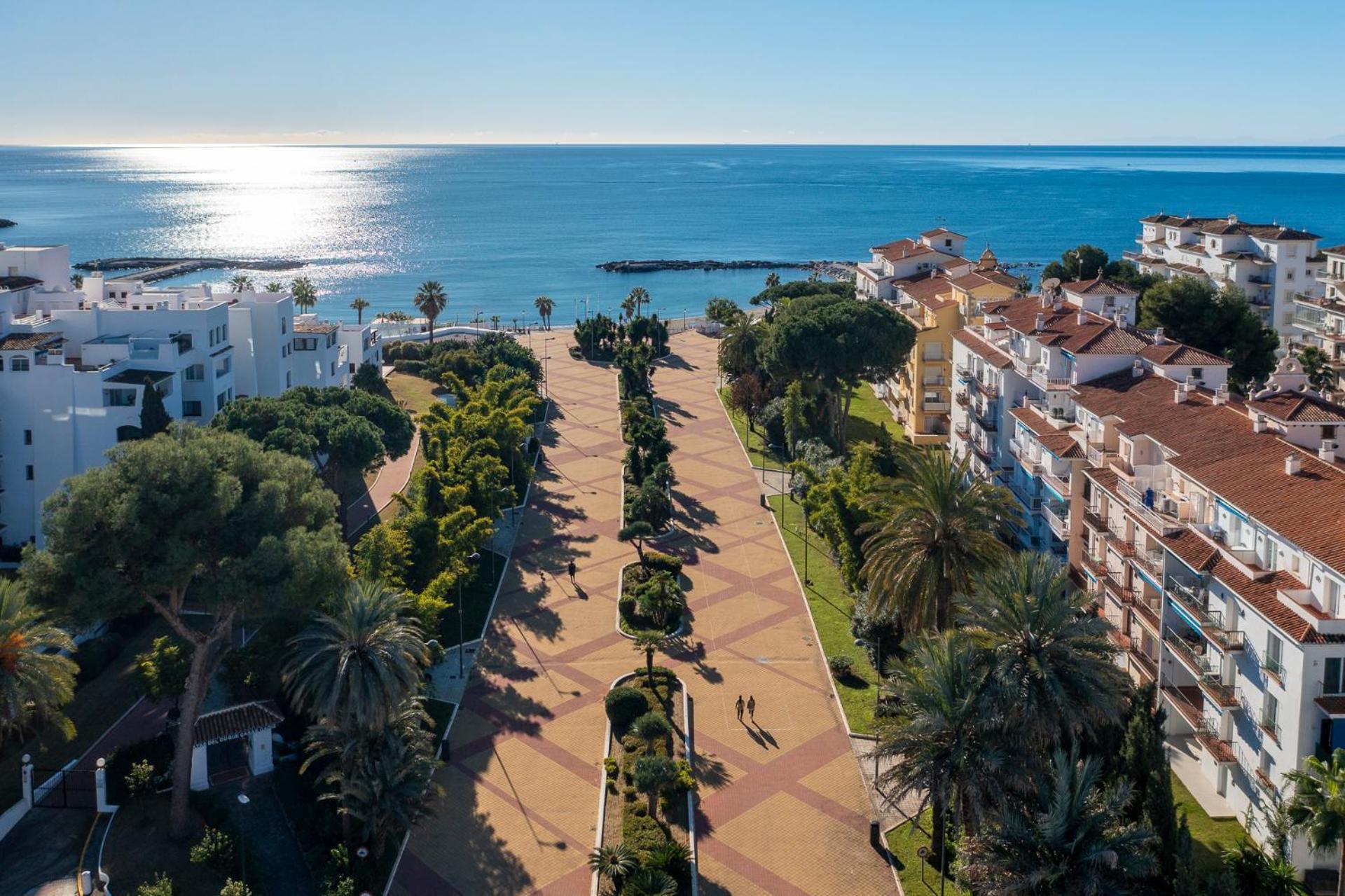 Modern Apartment - 2 Bedrooms, Beachside - Puerto Banus Marbella Exteriér fotografie